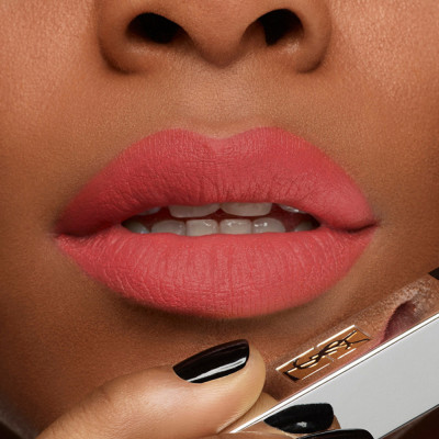 Rouge Pur Couture The Slim Sheer Matte Barra de labios