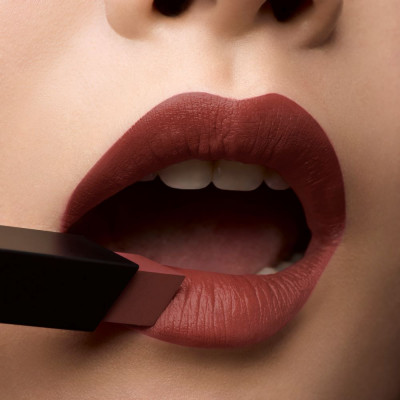 Rouge Pur Couture The Slim Velvet Radical barra de labios Rouge Pur Couture The Slim Velvet Radical barra de labios