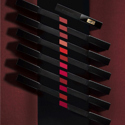 Rouge Pur Couture The Slim Velvet Radical barra de labios Rouge Pur Couture The Slim Velvet Radical barra de labios