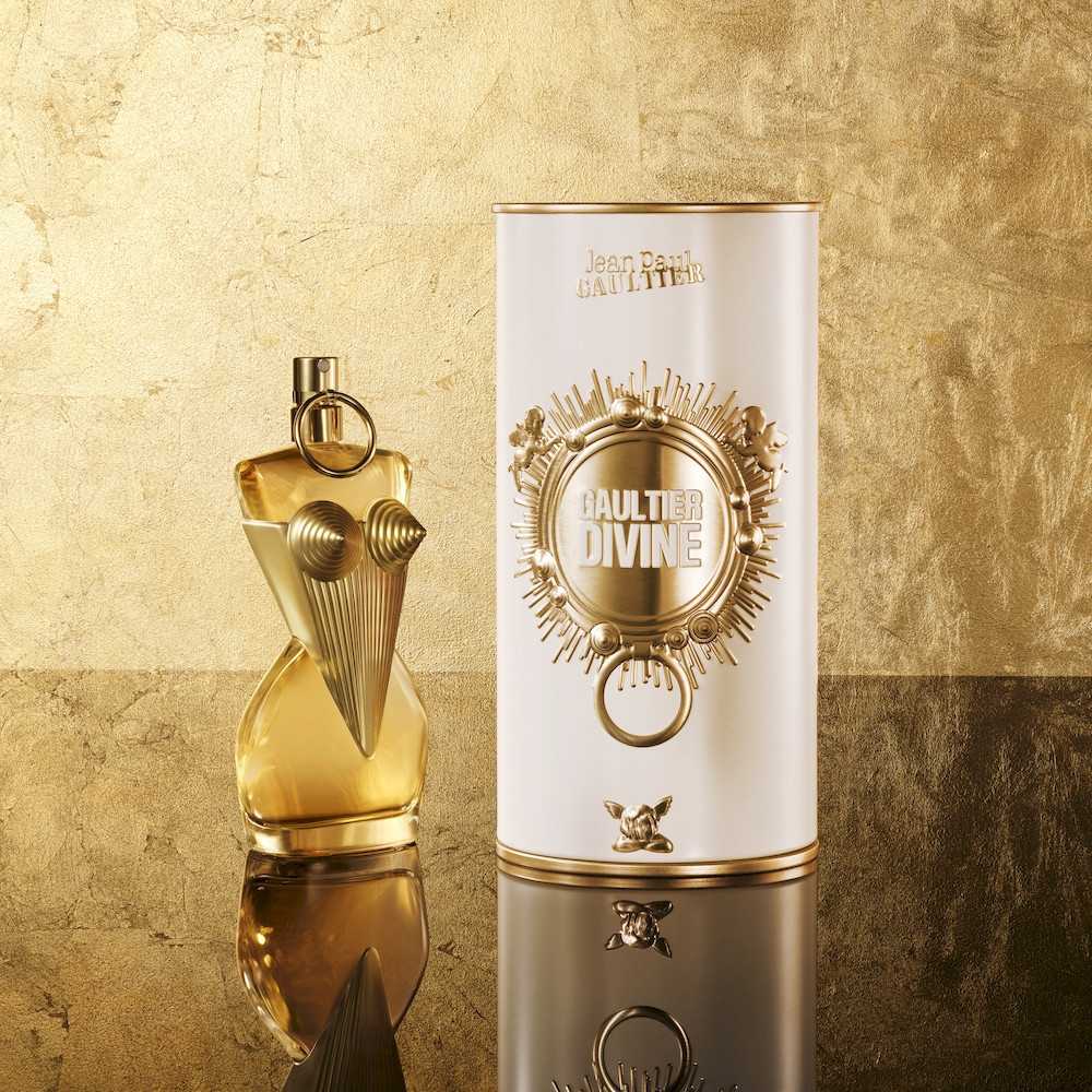 Jean Paul Gaultier Le Beau VS Le Beau Le Parfum (SEXIEST Summer Fragrance  EVER?!) Side by Side 