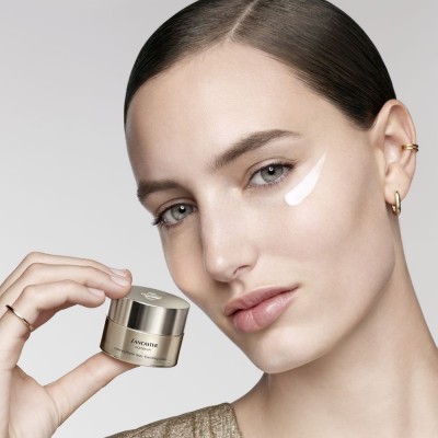 Golden Lift Sculpting Crema de Ojos 15 ml