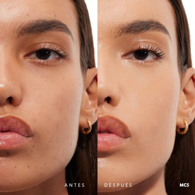 All Hours Glow Base de Maquillaje